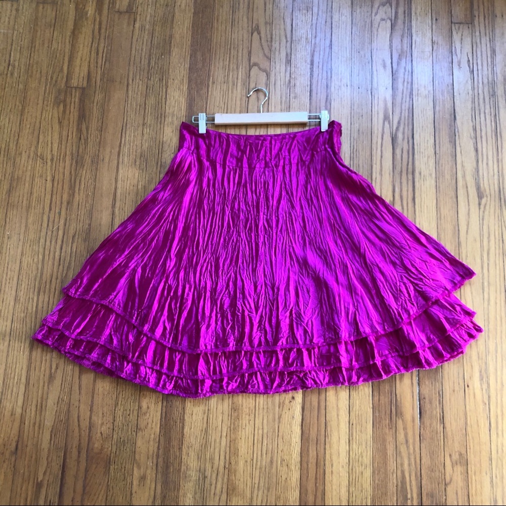 Calvin Klein • Fuschia crinkle silk skirt - Picture 1 of 4